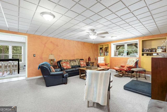 1621 La Fayette Drive, Loganville, GA 30052