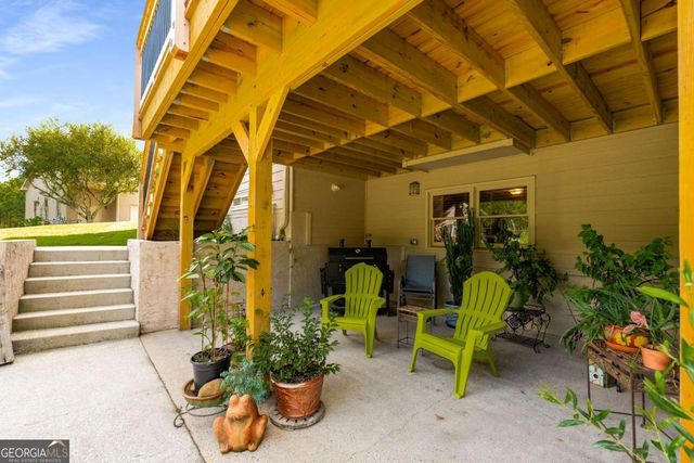 1621 La Fayette Drive, Loganville, GA 30052