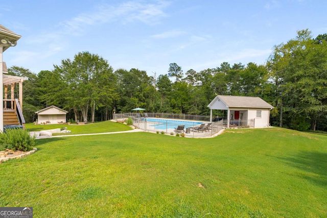 1621 La Fayette Drive, Loganville, GA 30052