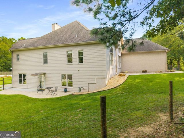 1621 La Fayette Drive, Loganville, GA 30052