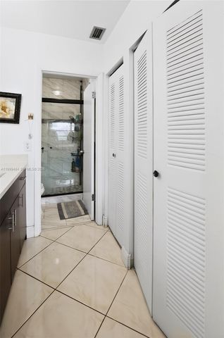 6445 W Pinehurst Cir W D25, Tamarac, FL 33321