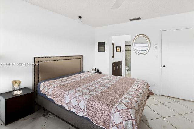 6445 W Pinehurst Cir W D25, Tamarac, FL 33321