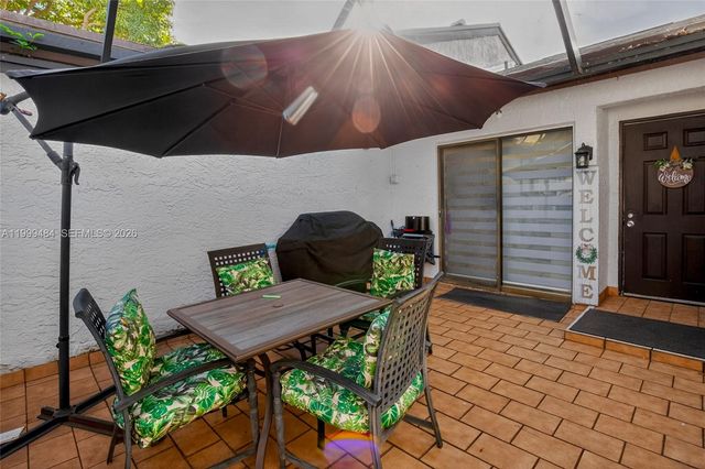 6445 W Pinehurst Cir W D25, Tamarac, FL 33321