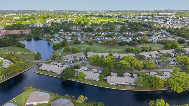 6445 W Pinehurst Cir W D25, Tamarac, FL 33321