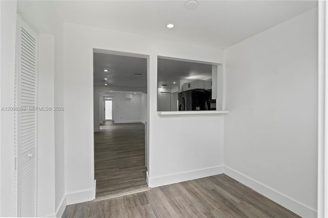 5658 SW 1st St, Miami, FL 33134