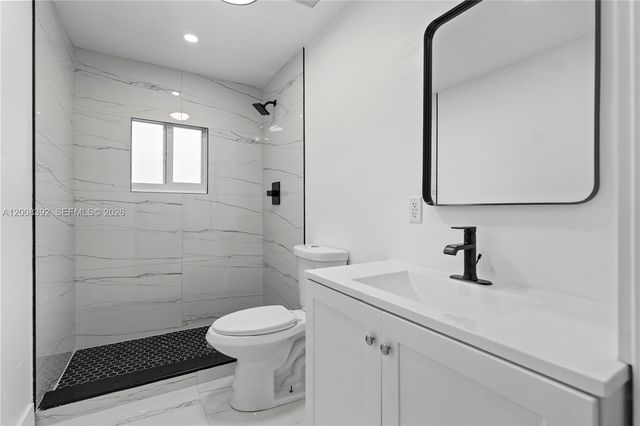 5658 SW 1st St, Miami, FL 33134