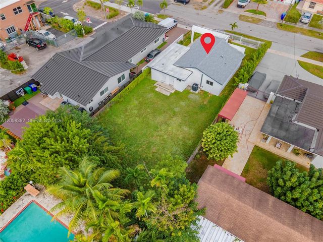 5658 SW 1st St, Miami, FL 33134