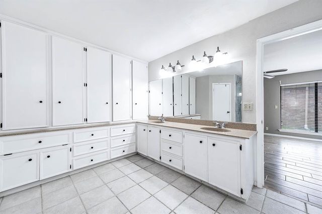 12710 Ashford Pine Drive, Houston, TX 77082