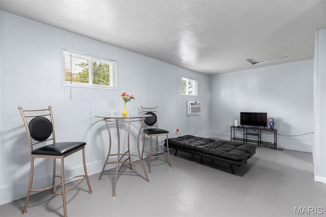 3929 Bates Street, St Louis, MO 63116