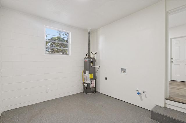 1310 LEE COURT, Leesburg, FL 34748