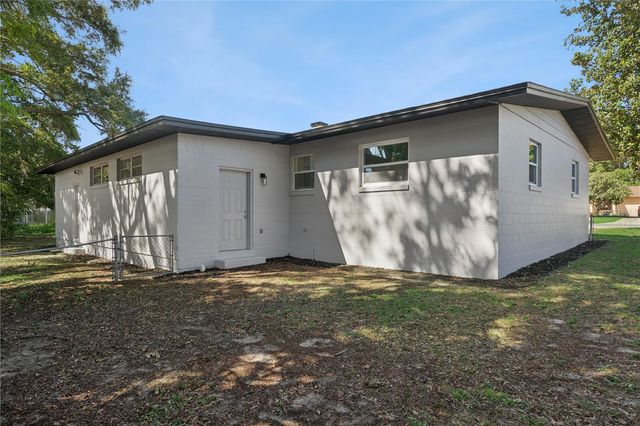 1310 LEE COURT, Leesburg, FL 34748