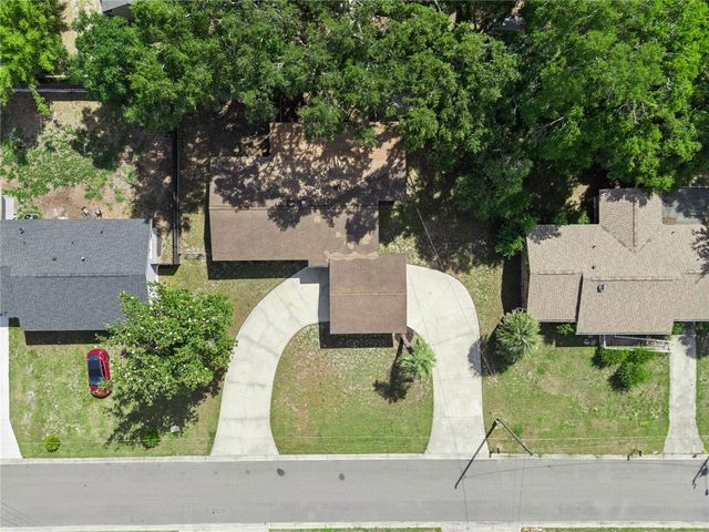 1310 LEE COURT, Leesburg, FL 34748
