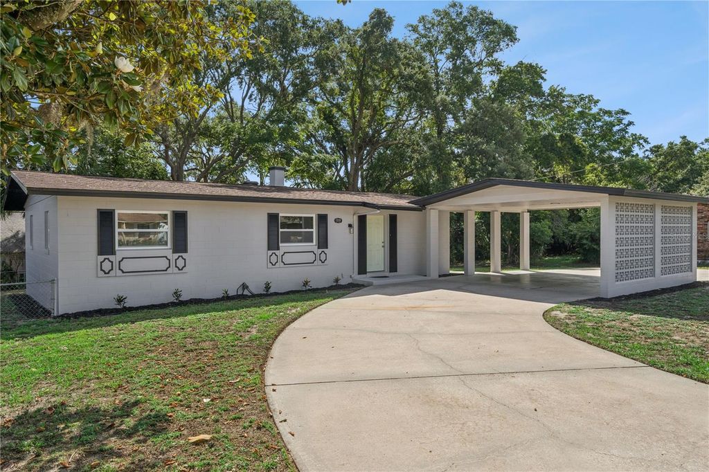 1310 LEE COURT, Leesburg, FL 34748