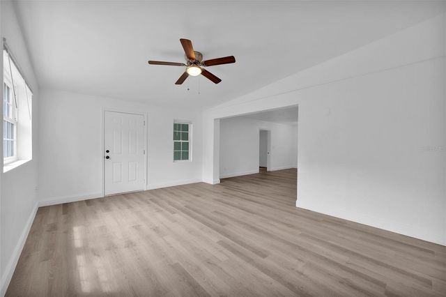 1110 BUSAC AVENUE, Jacksonville, FL 32205