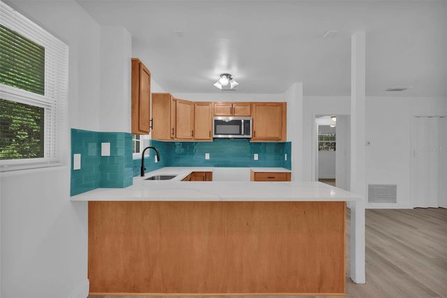 1110 BUSAC AVENUE, Jacksonville, FL 32205