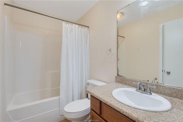 1114 Cottage Grove Circle, Bryan, TX 77801