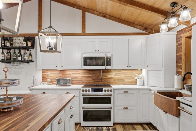 18578 Old Bundick Road, Bryan, TX 77808