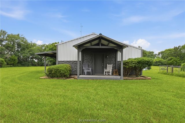 18578 Old Bundick Road, Bryan, TX 77808
