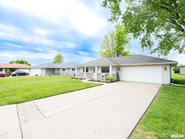 3819 S PARAMOUNT Road, Bartonville, IL 61607