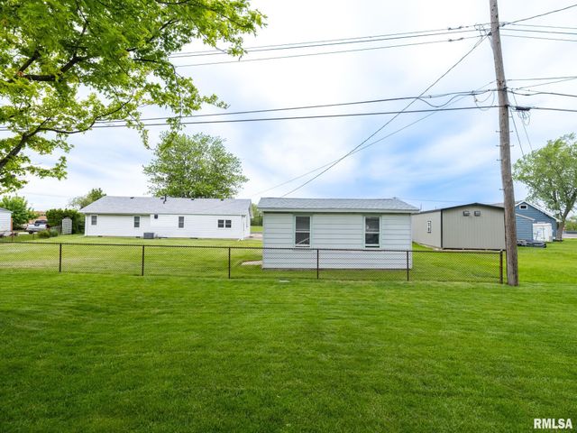 3819 S PARAMOUNT Road, Bartonville, IL 61607