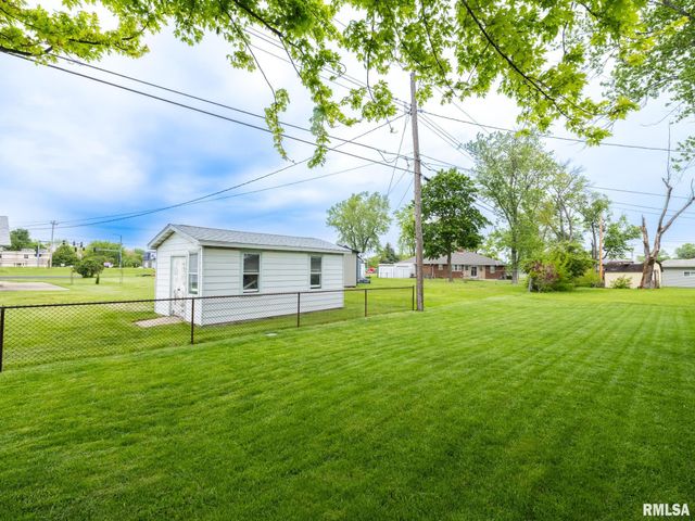 3819 S PARAMOUNT Road, Bartonville, IL 61607