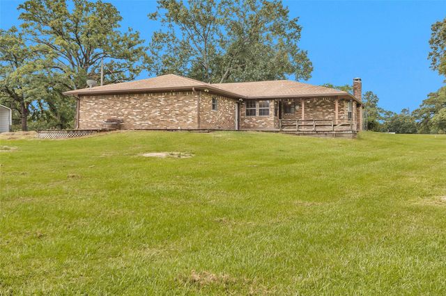 15 Brumley Drive, Huntsville, TX 77320