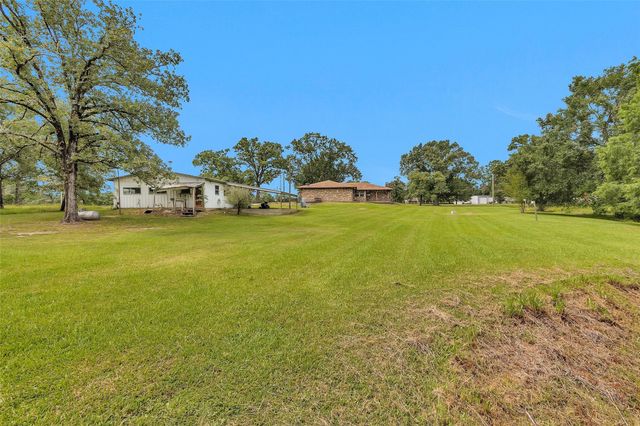 15 Brumley Drive, Huntsville, TX 77320
