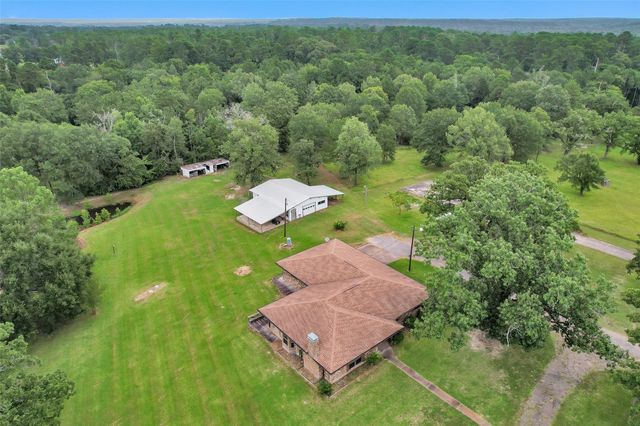 15 Brumley Drive, Huntsville, TX 77320
