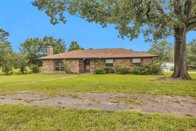 15 Brumley Drive, Huntsville, TX 77320