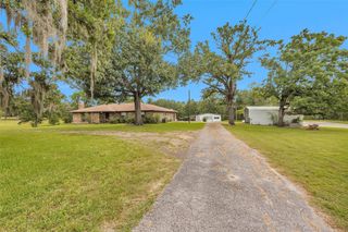 15 Brumley Drive, Huntsville, TX 77320