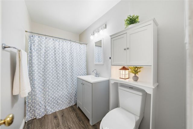 4869 Serrano Place, Riverside, CA 92504