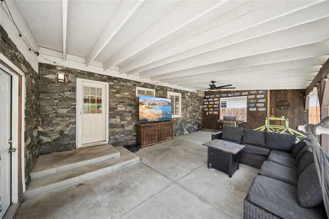 4869 Serrano Place, Riverside, CA 92504