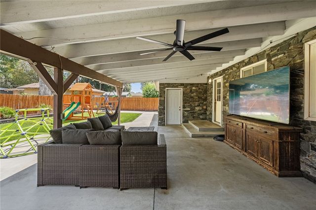 4869 Serrano Place, Riverside, CA 92504