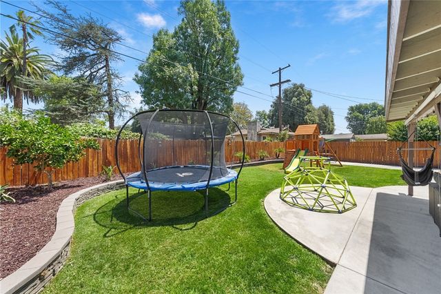 4869 Serrano Place, Riverside, CA 92504