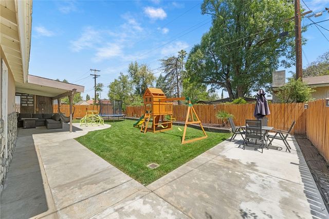 4869 Serrano Place, Riverside, CA 92504