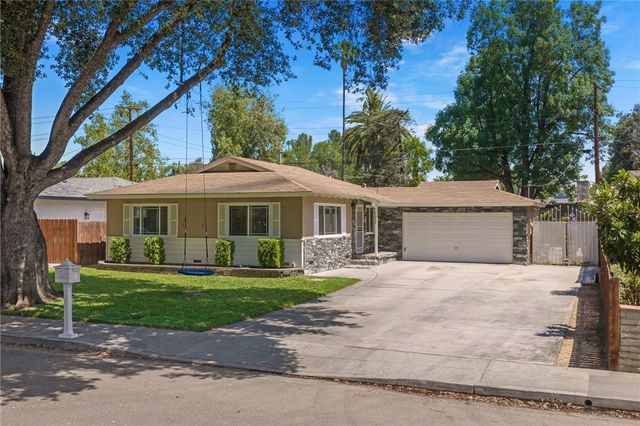 4869 Serrano Place, Riverside, CA 92504
