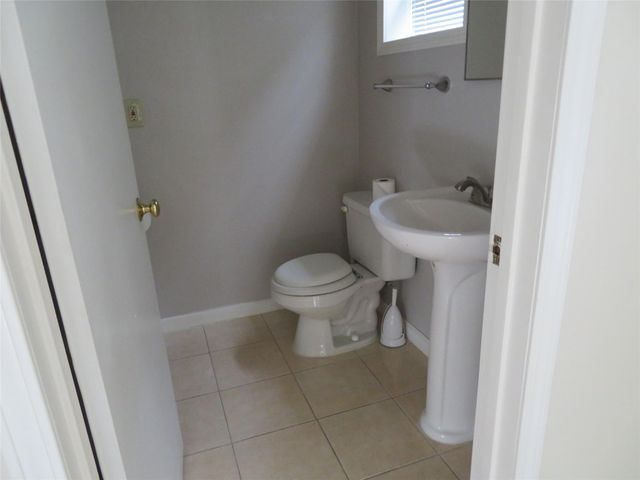 535 Arlington Street, Houston, TX 77007