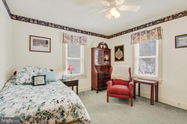 371 MAPLE AVE, Hanover, PA 17331