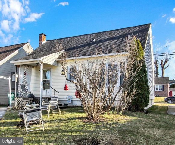 371 MAPLE AVE, Hanover, PA 17331