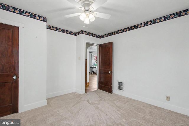 371 MAPLE AVE, Hanover, PA 17331