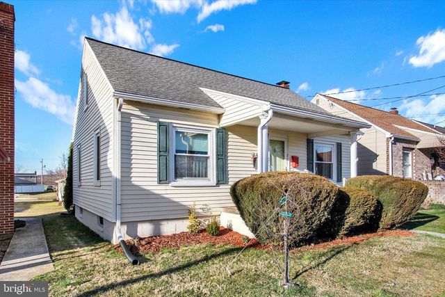 371 MAPLE AVE, Hanover, PA 17331