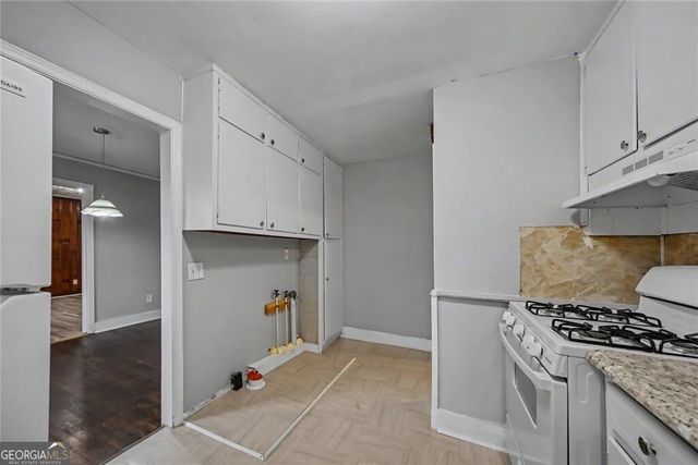 725 Matilda Place N, Atlanta, GA 30318