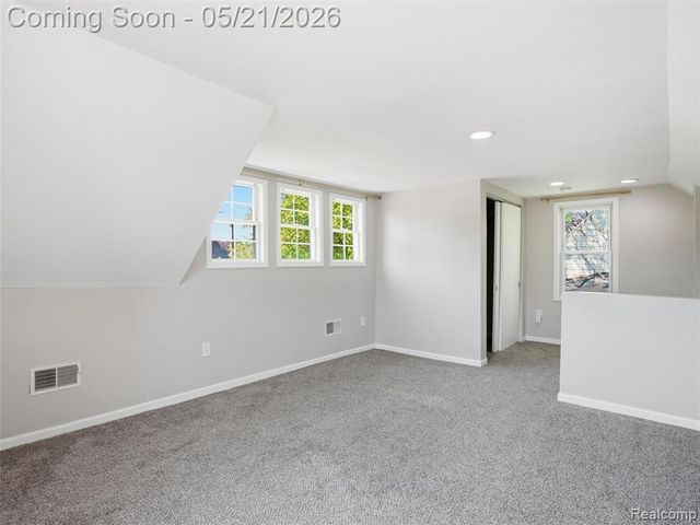 22329 Maxine Street, Saint Clair Shores, MI 48080