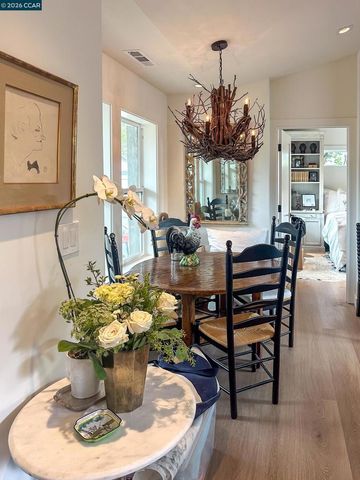 3229 Toyon Ter, Alameda, CA 94501