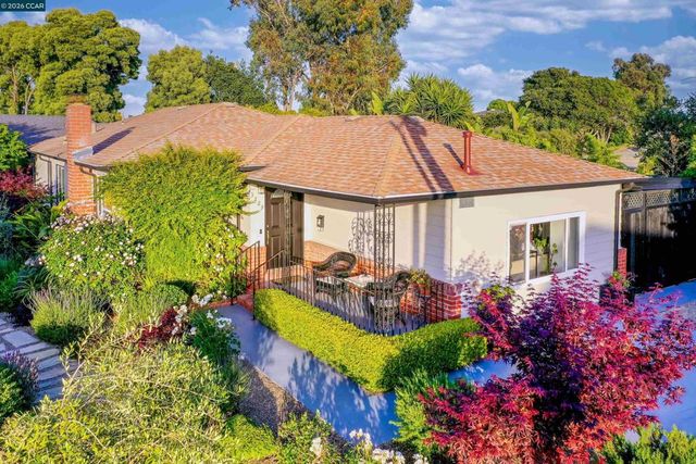 3229 Toyon Ter, Alameda, CA 94501