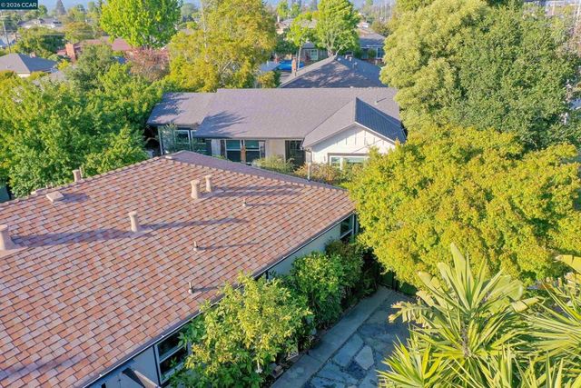 3229 Toyon Ter, Alameda, CA 94501
