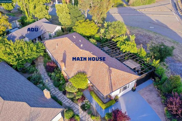 3229 Toyon Ter, Alameda, CA 94501