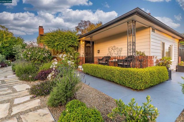 3229 Toyon Ter, Alameda, CA 94501