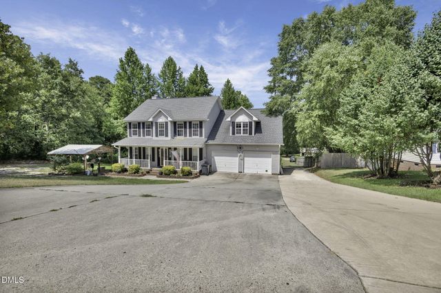 226 Yorkshire Drive, Cameron, NC 28326