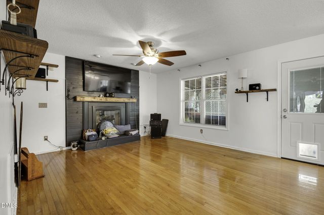 226 Yorkshire Drive, Cameron, NC 28326